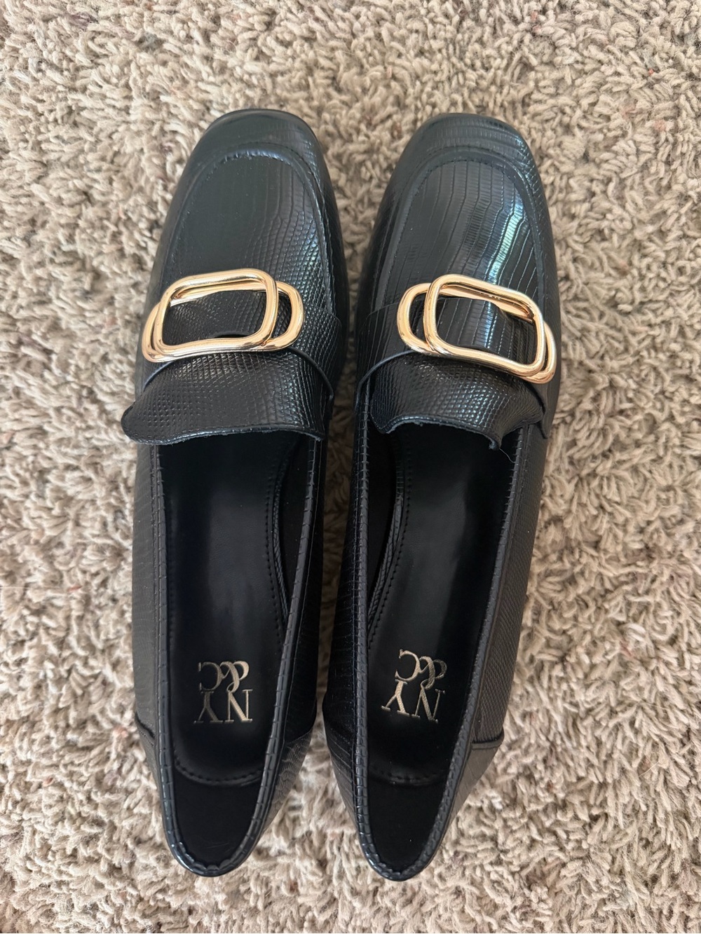 NYC Black Lizard-Texture Loafers with Gold Buckle Accent